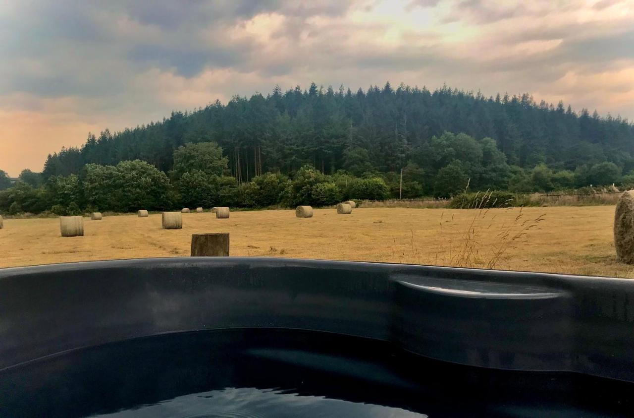 ローンソン Roosters Retreatヴィラ エクステリア 写真