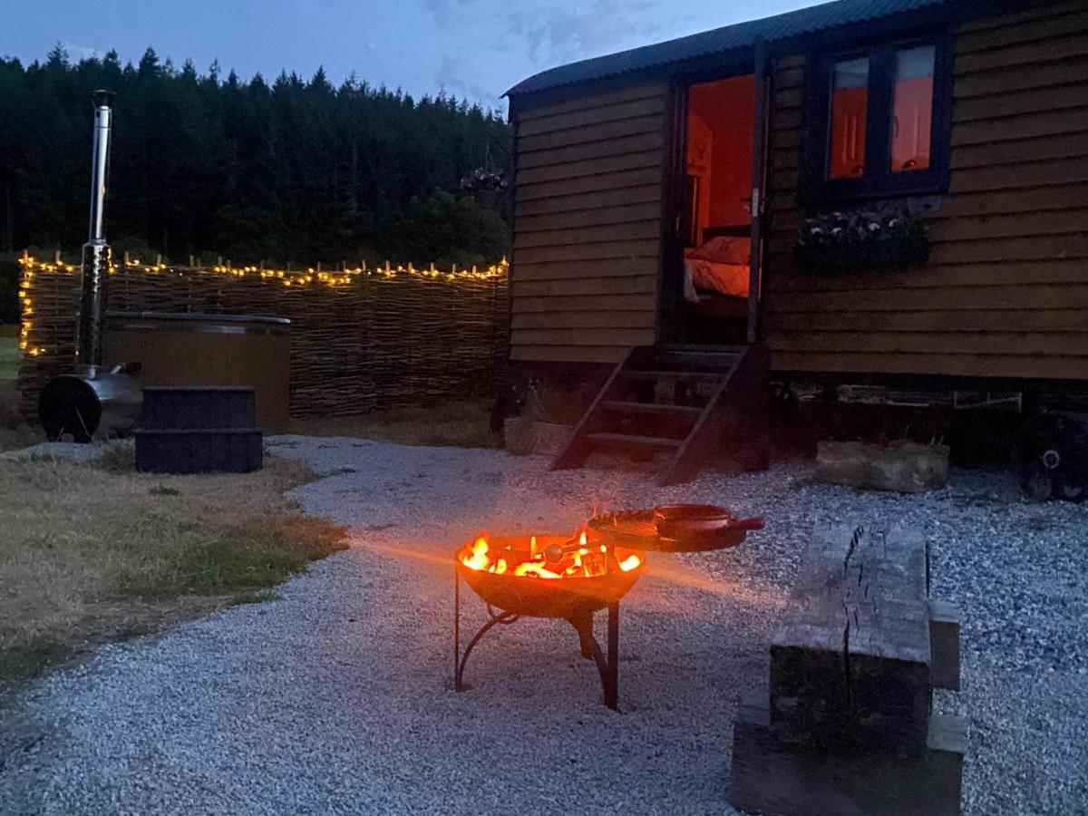 ローンソン Roosters Retreatヴィラ エクステリア 写真