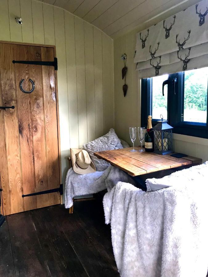 ローンソン Roosters Retreatヴィラ エクステリア 写真